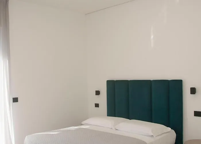 D'annunzio 3* מרטינסיקורו