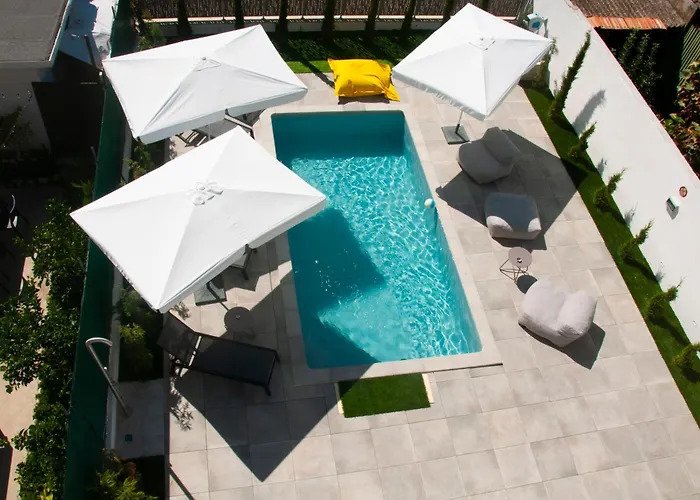 D'annunzio לינה וארוחת בוקר 3*